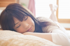 睡眠不足は、男性ホルモンと女性ホルモンの分泌を減らします